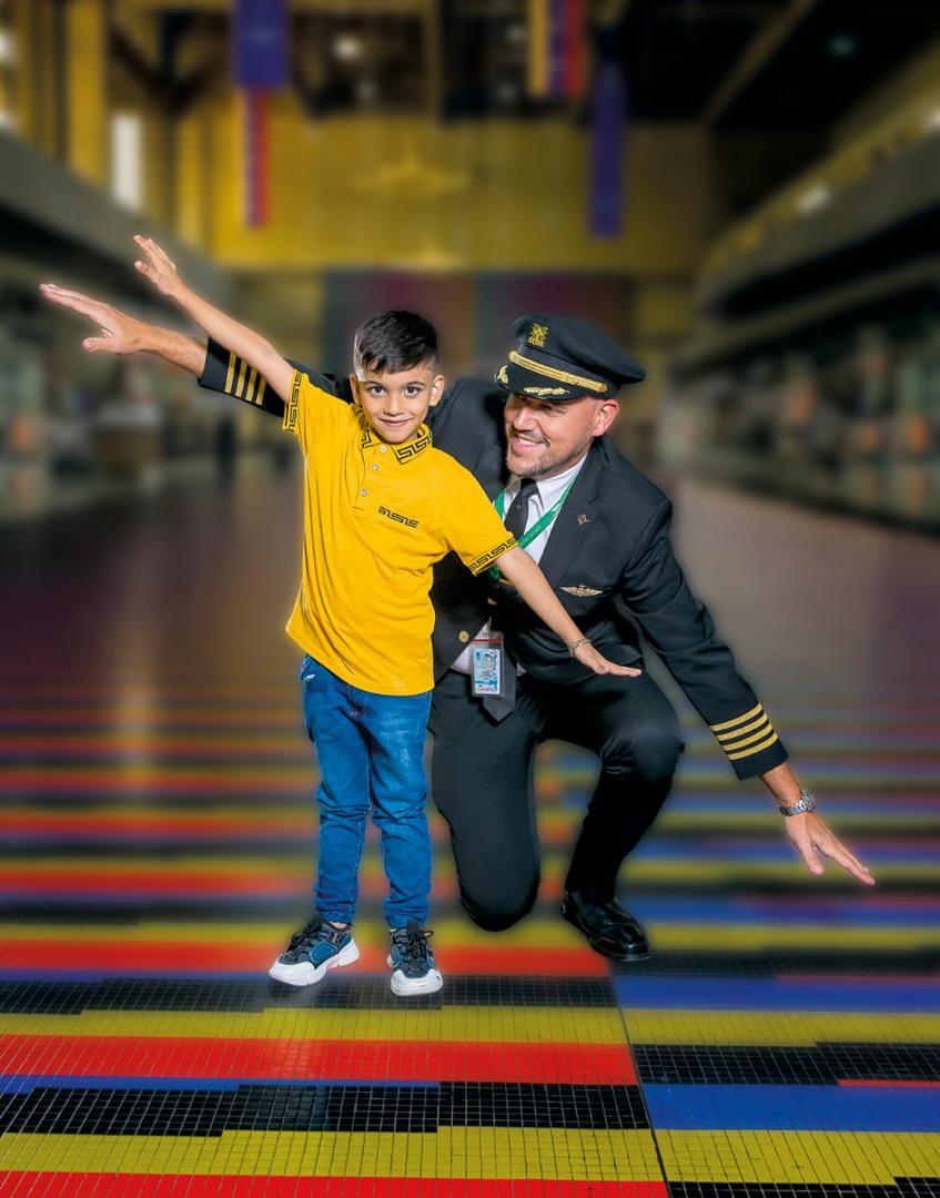 Avión de Vuelos de Esperanza de la aerolínea LASER