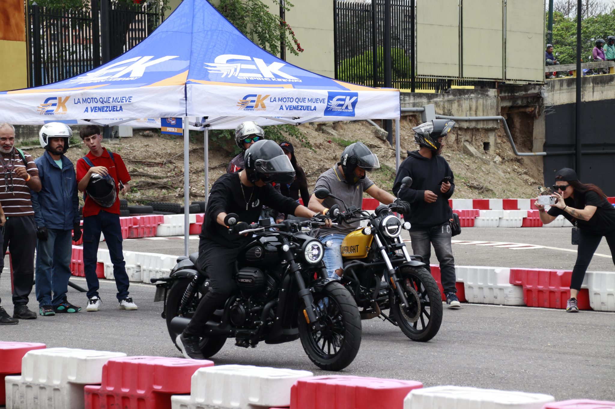 El EK Day tercera edición mostró a más de 3500 personas el nuevo todoterreno de EK: la TX II 150