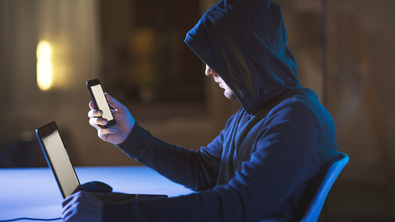 3 señales de que hackearon tu teléfono móvil y qué debes hacer