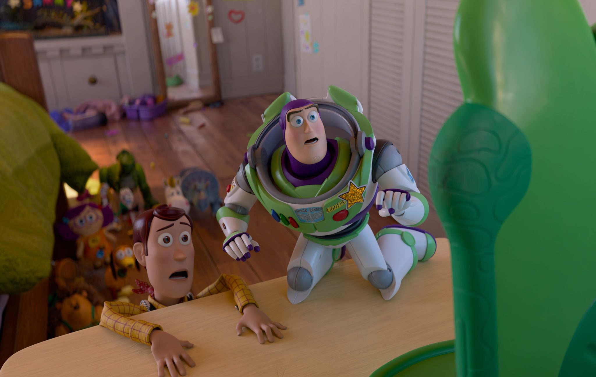 ¡Bad Bunny da voz a Pizza con Anteojos en «Toy Story 5»!
