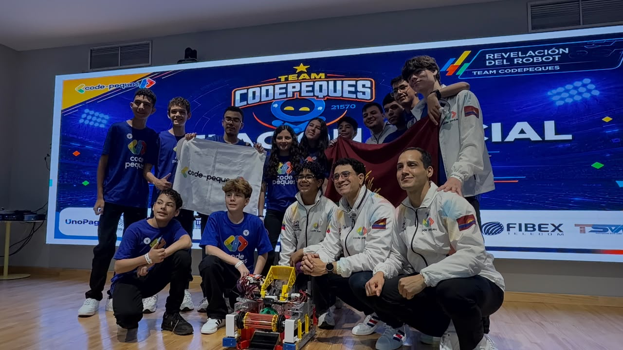 Codepeques presenta su robot Solaris rumbo a la Copa KA’I 2026