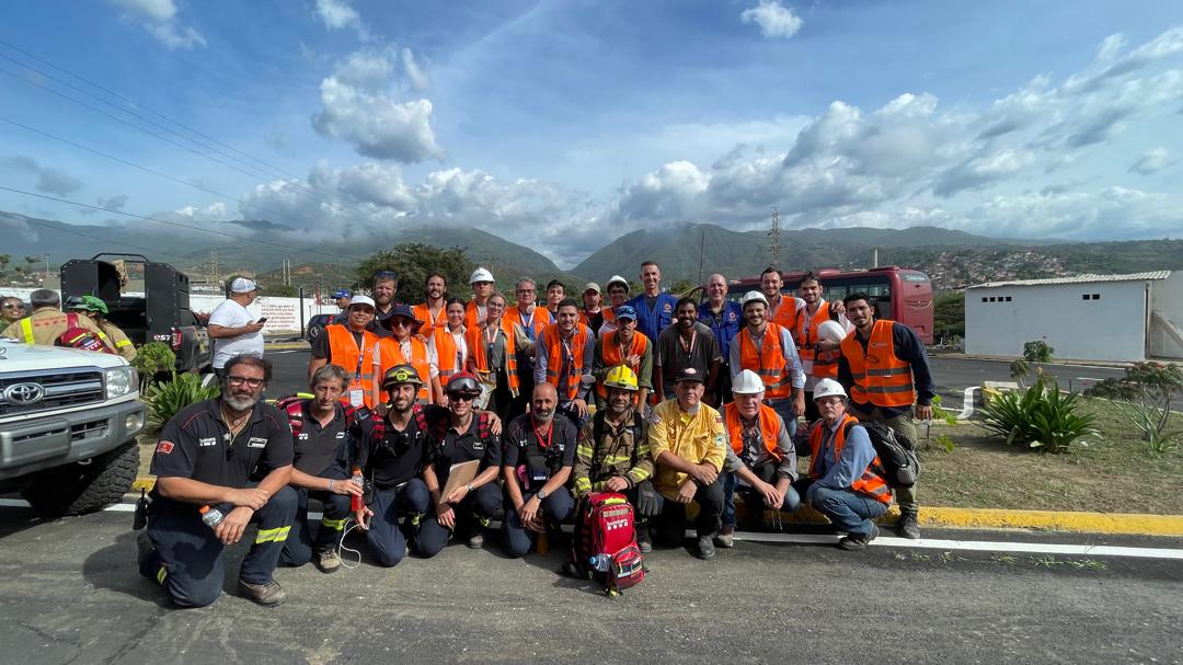 UNIMET moviliza voluntarios tras los sismos