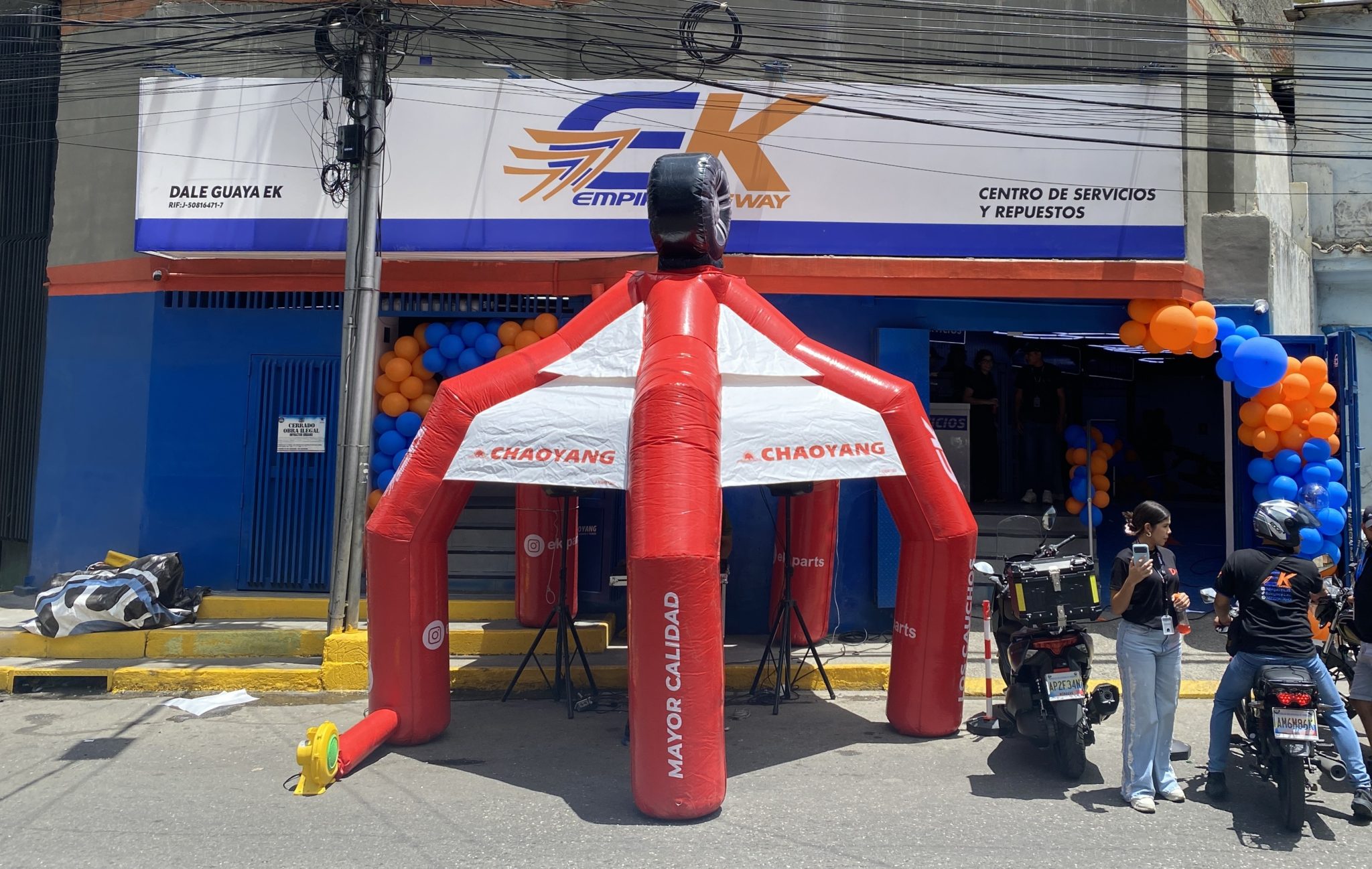 EK inaugura centro de servicios Dale Guaya en Catia
